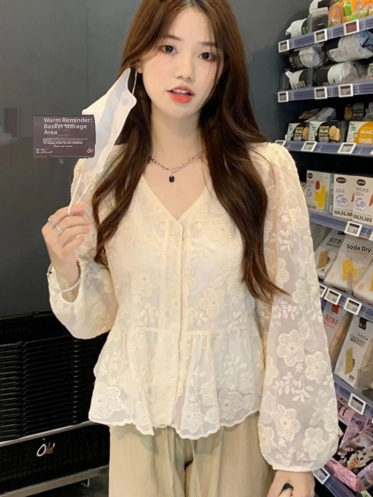 Ele V-Ne Long Sve irt Bellissimo top ingombrante in vita da donna Design all'inizio della primavera Camicetta delicata e di fascia alta