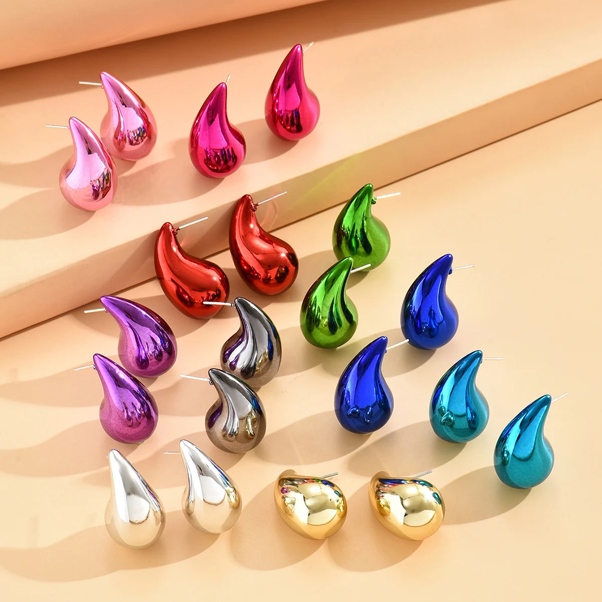 4Pair/Set Small Metallic Color Acrylic Waterdrop Earrings Dupes for Women Chunky Tear Drop Earring Hoops Vintage Jewelry Sets