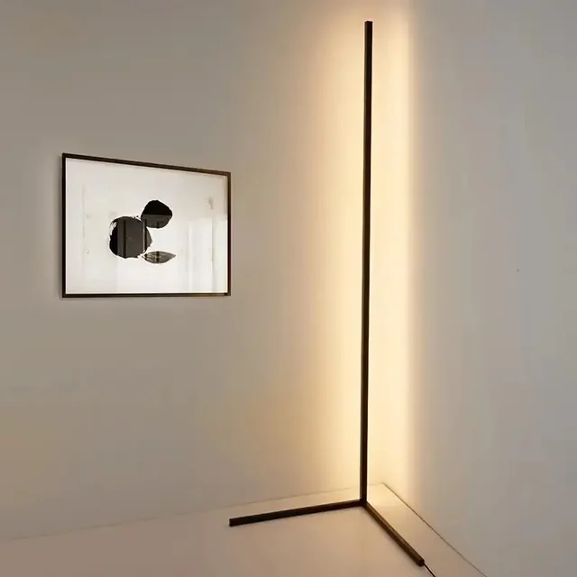 Inteligentna lampa podłogowa LED do salonu, narożna lampa podłogowa RGB, synchronizacja muzyki, sterowanie programem aplikacyjnym, odpowiednia do salonu.