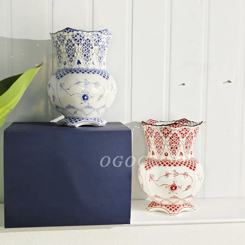

Ретро ажурная трава Тан, сине-белая фарфоровая ваза, композиция из свежих цветов, винтажный орнамент для гостиной