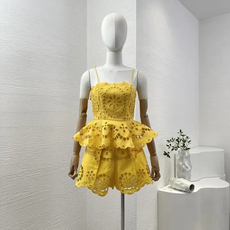 

Linen Summer Yellow Women New High Quality Sleeveless Embroidery Hollow Out Shell Camisole Tops and Belted Shorts Set