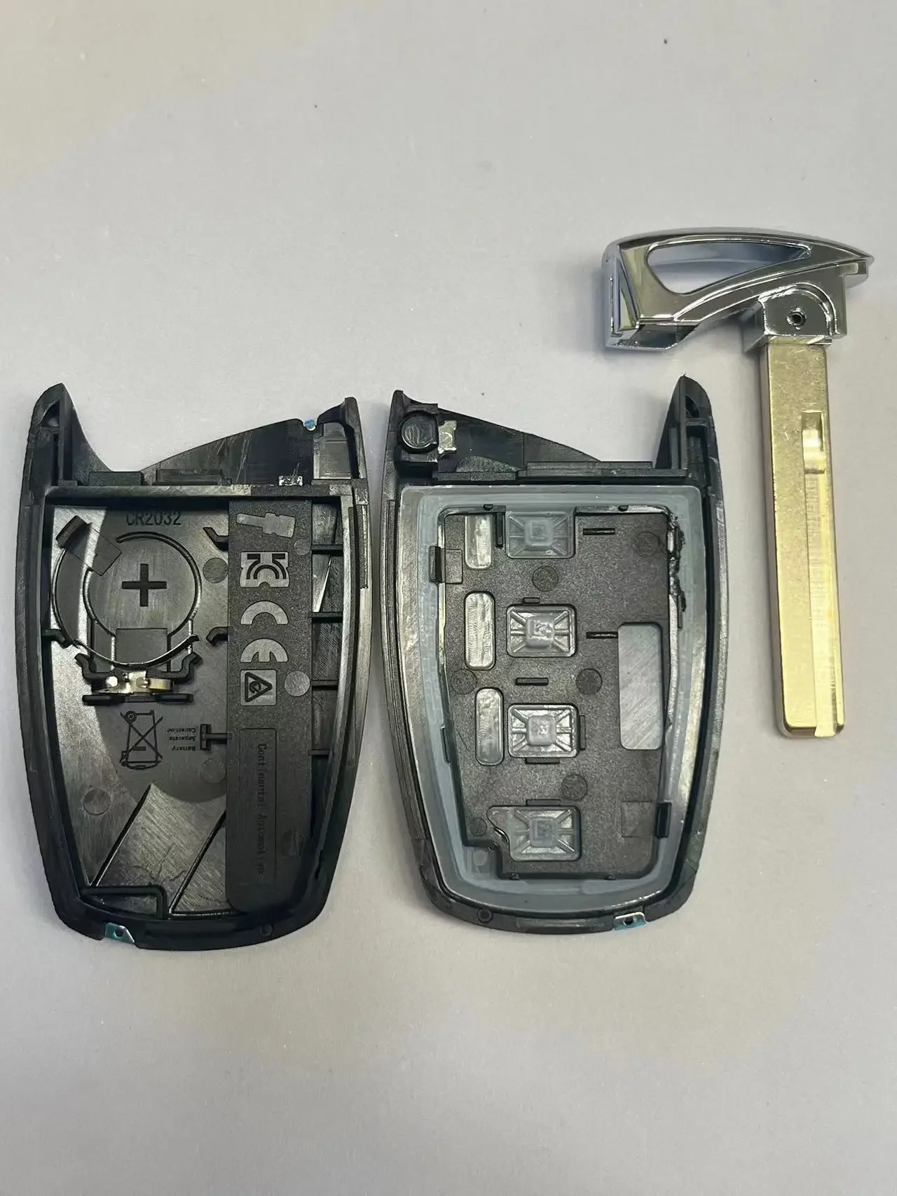 For Hyundai 2013-2018 Santa Fe 3+1 Button Smart Key (SUV) shell HY18R/HY22 with logo