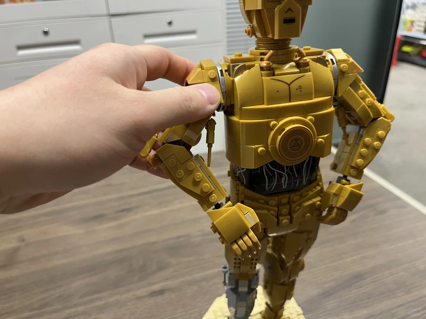 new-moc-star-wars-golden-humanoid-figure-building-block-model-home-decor-display-ornament-holiday-birthday-gift