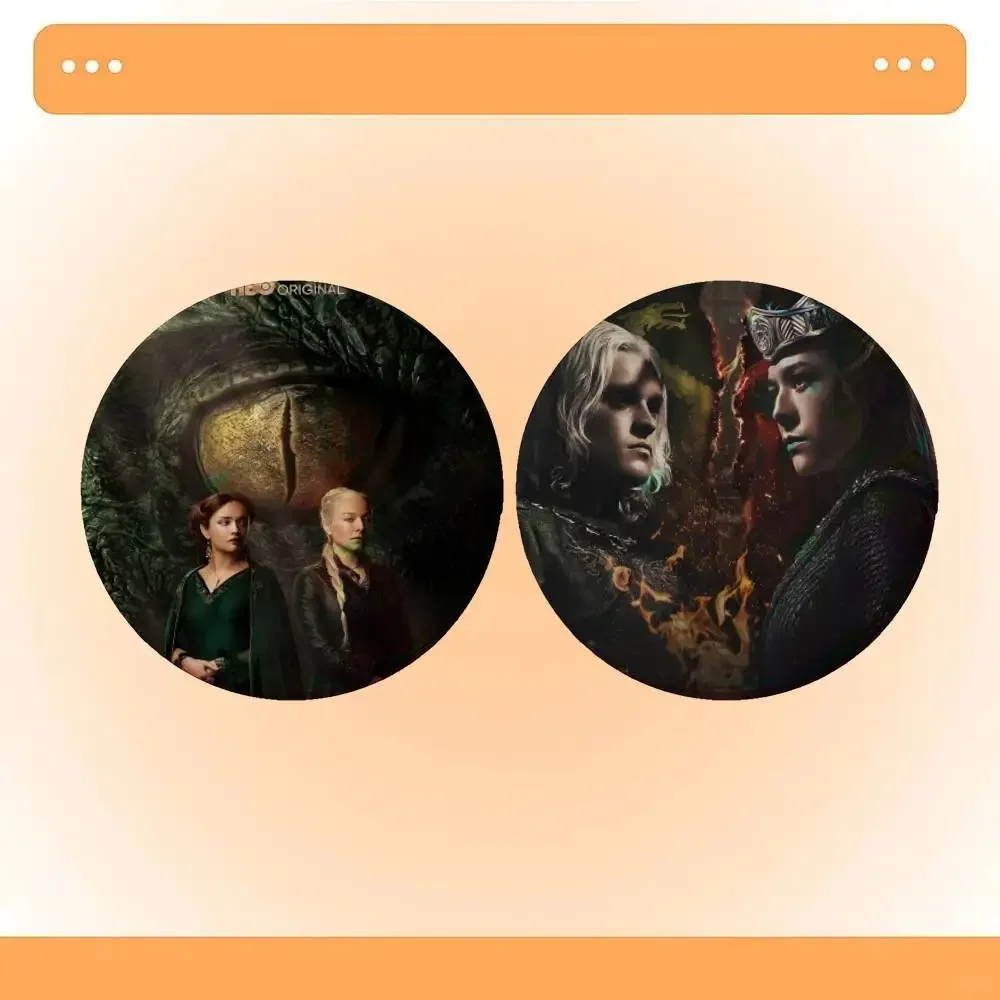Game of T-ThroneS W-Western D-Dragon Movie  Badges 25 32 44 58 75 mm Round Cosplay Pin Bag Decor Fans Collect Brooch Souvenir