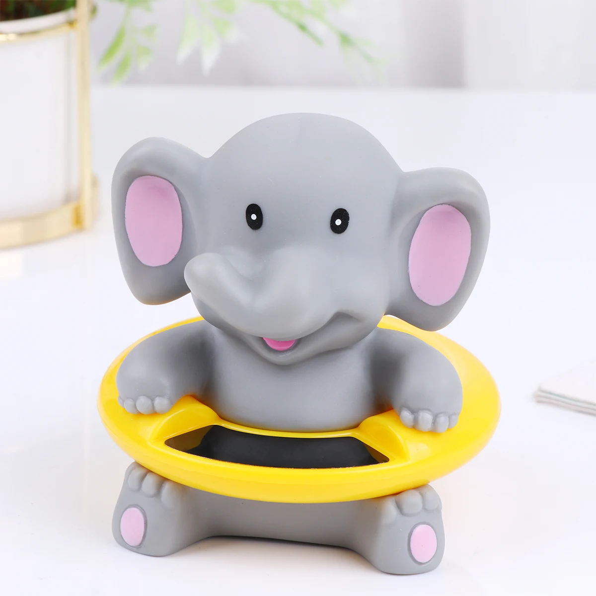 

1Pcs Electronic Thermometer Cute Elephant Bath Water Room Temp Monitor for Baby Tub Swimming Pool Aquarium Indoor Outdoor Quick
