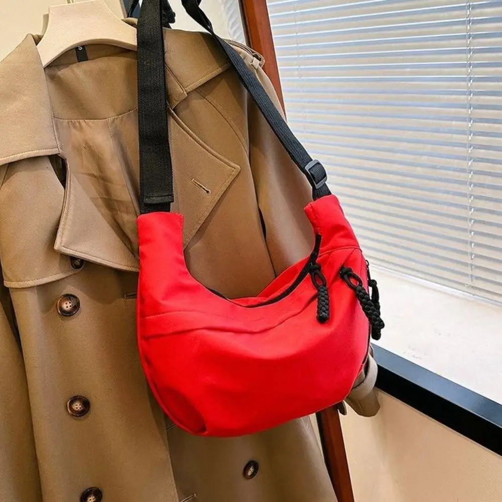 Portable Korean Style Nylon Crossbody Bag Large Capacity Canvas Oxford Cloth Shoulder Bag Pure Color Handbag Dumpling Bag Travel