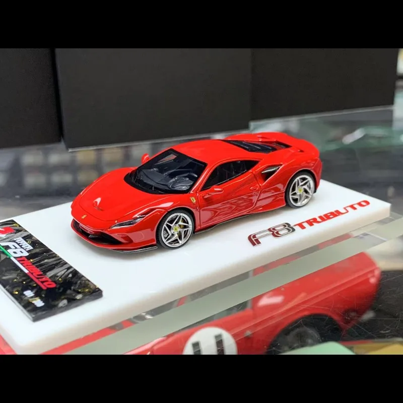Supercar F8 1:64, edizione limitata, modello di auto in resina di fascia alta, giocattolo per adolescenti, collezione per adulti, regalo di compleanno per bambini.