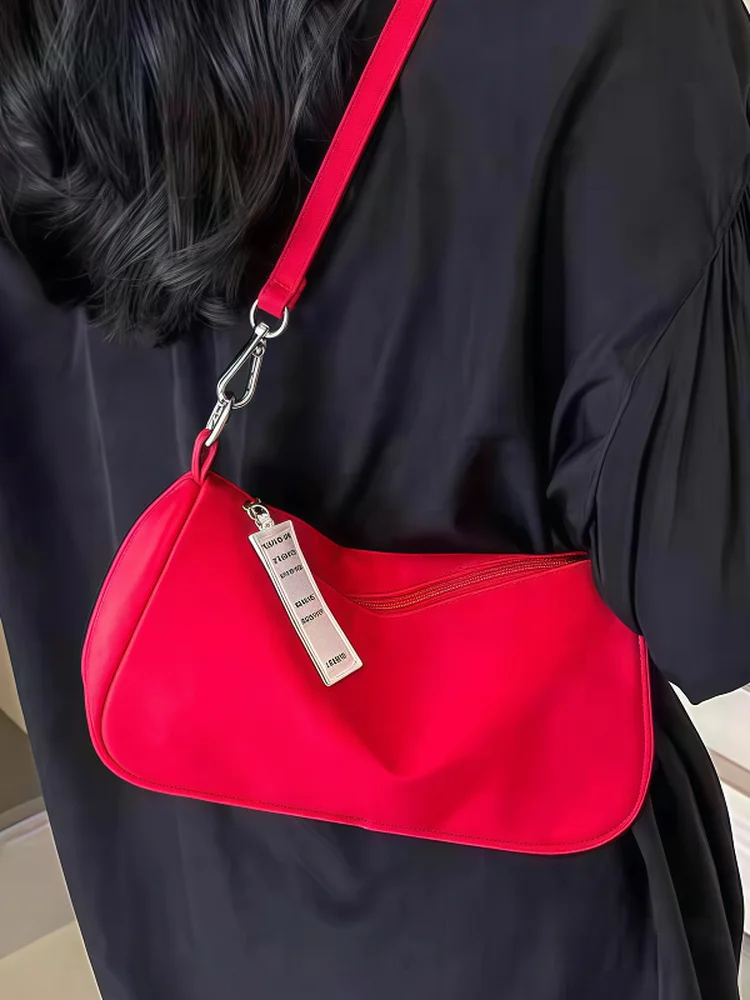 bolsa-de-ombro-vermelha-fena-bolsa-de-trabalho-design-simples-combina-com-todos-os-estilos-bolsa-casual-ia-bolsa