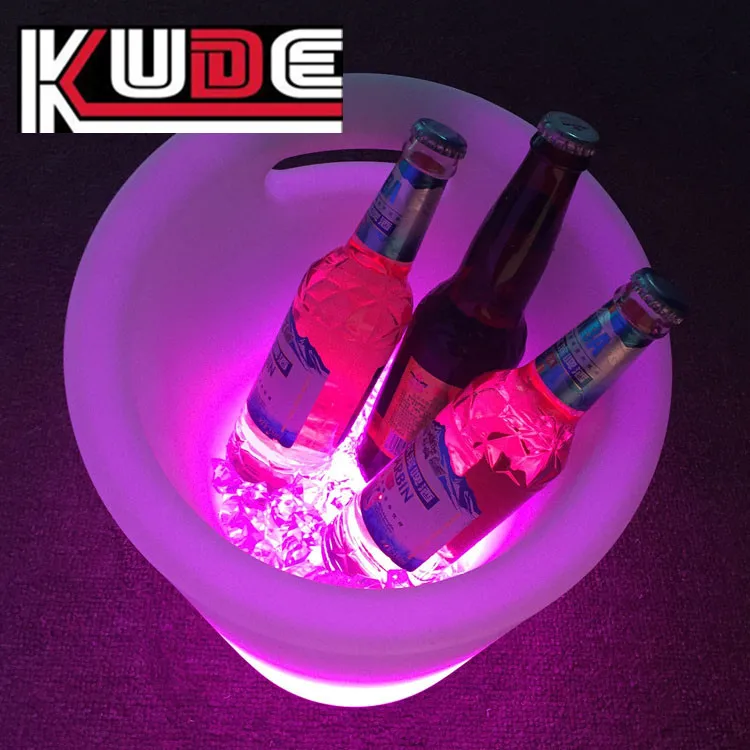 Secchiello per il ghiaccio a LED luminoso Secchiello per vino Utensili da bar Plastica impermeabile