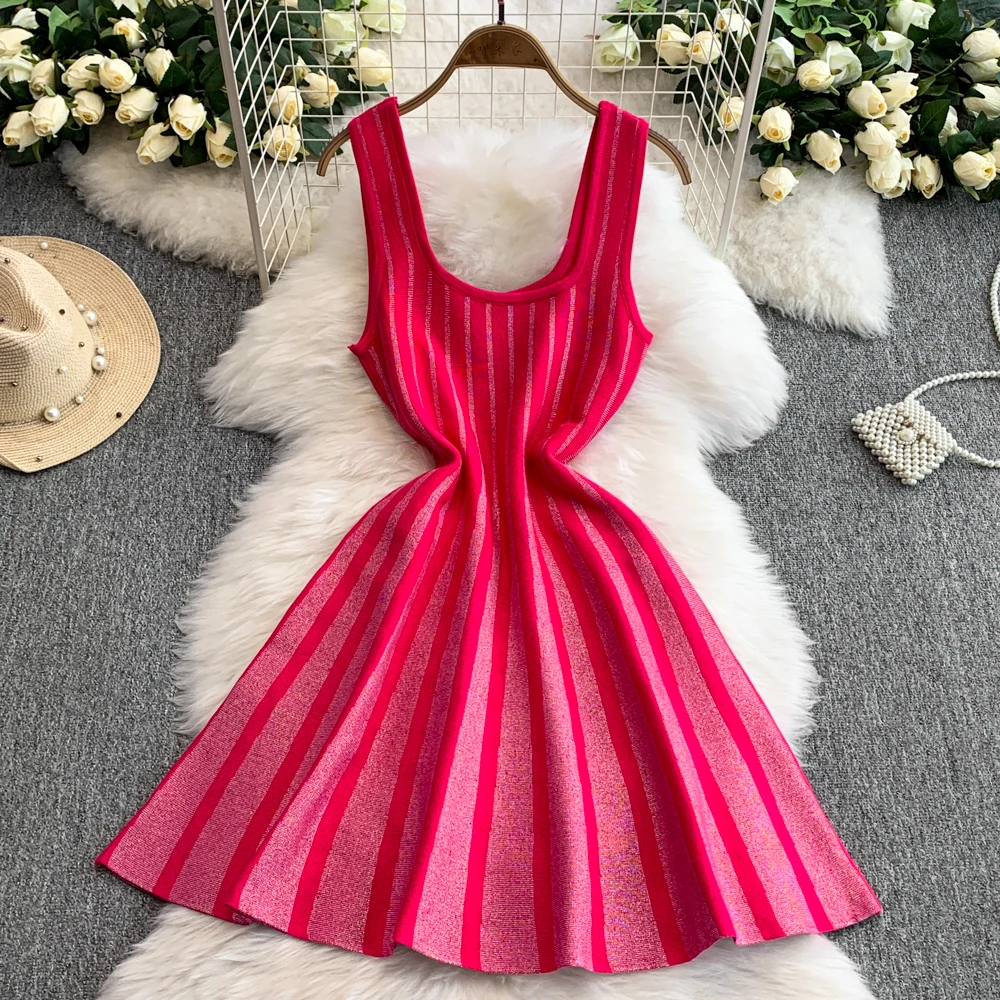 فساتين مظلة نسائية صيفية أنيقة محبوكة من REALEFT 2025 فستان قصير مثير عتيق مخطط عالي الخصر على شكل حرف a متزلج مثير للنساء