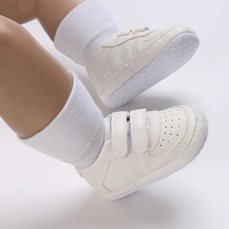 Weiße Tauf-Babyschuhe für Jungen und Mädchen, weichsohlige Baptismusschuhe, Sneakers für Neugeborene, Tauf-Lauflernschuhe – Detail 33