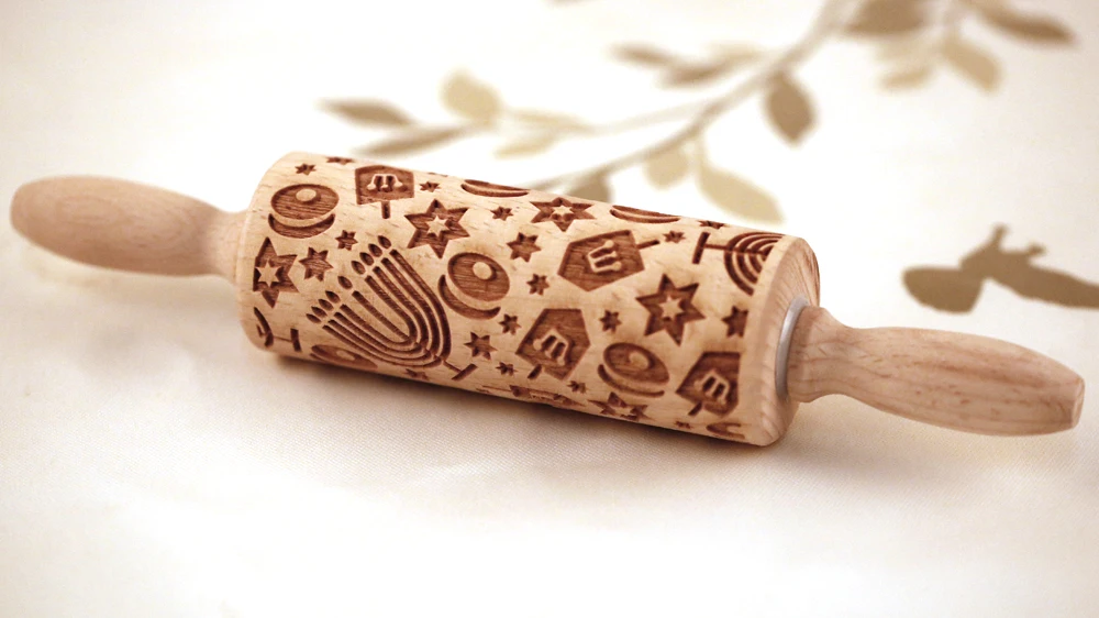 Arjmide Hanukkah Menorah Rolling Pin for Baking Deep Engraved Wooden Embossed Judaism Mini Small Rolling Pin For Kid Cookie Tool