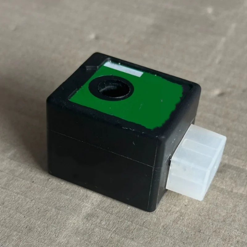 

Совершенно новая оригинальная катушка импульсного клапана 400325117 AC220V 400325642 DC24V 400425342 DC24V