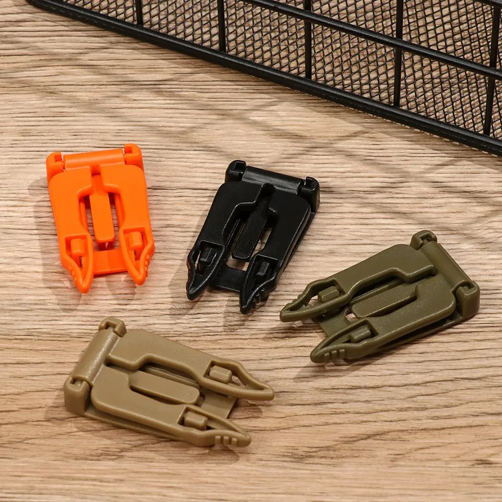 พลาสติก MOLLE คลิปอุปกรณ์ตั้งแคมป์ Camping กระเป๋าหัวเข็มขัด MOLLE สายคล้องกระเป๋าเป้สะพายหลัง Webbing คลิปหัวเข็มขัดอเนกประสงค์
