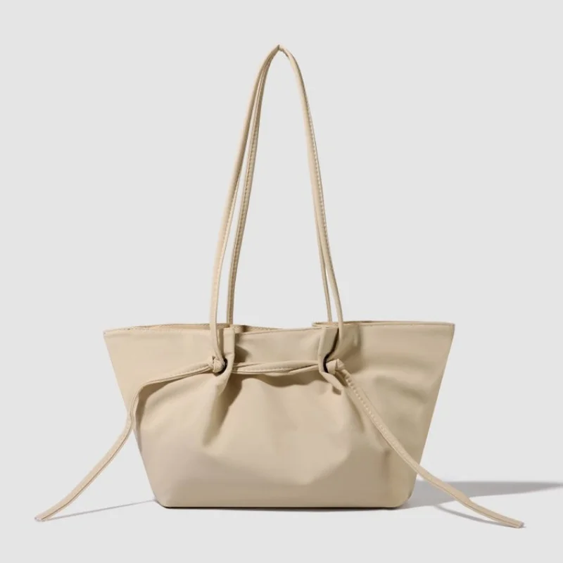 

High-Quality Leather Messenger Shoulder Bag, Crossbody Handbag For Ladies By Famous Designer Elegant