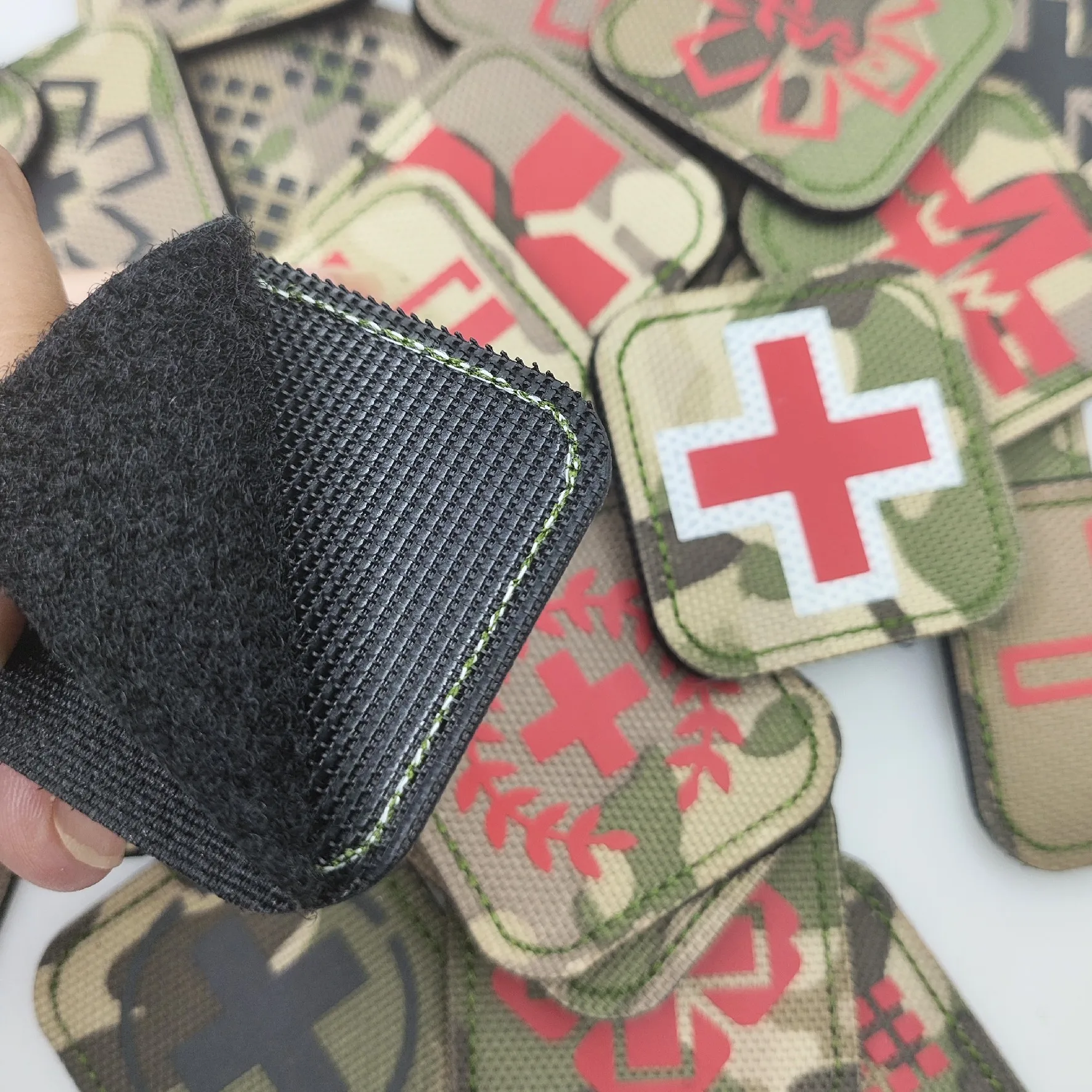 Patchs à crochet et boucle pour vêtements, coulée infrarouge, armée médicale, saut, premiers soins, camsalomon, Dulbadge