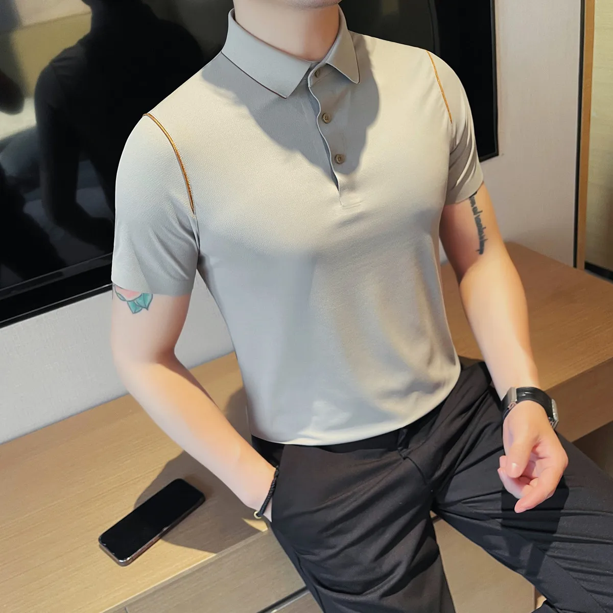 

High Quality Ice Silk Seamless Short Sleeved POLO Shirt for Men's Summer Business Casual T-shirts Slim Fit Comfortable Tee Tops