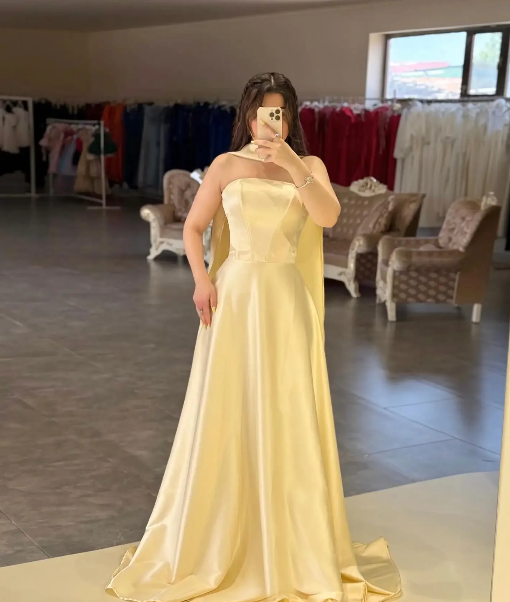 Vestidos de fiesta sin mangas amarillos personalizados, listones plisados, cristales, vestidos de noche formales para mujer, vestidos de fiesta hasta el suelo