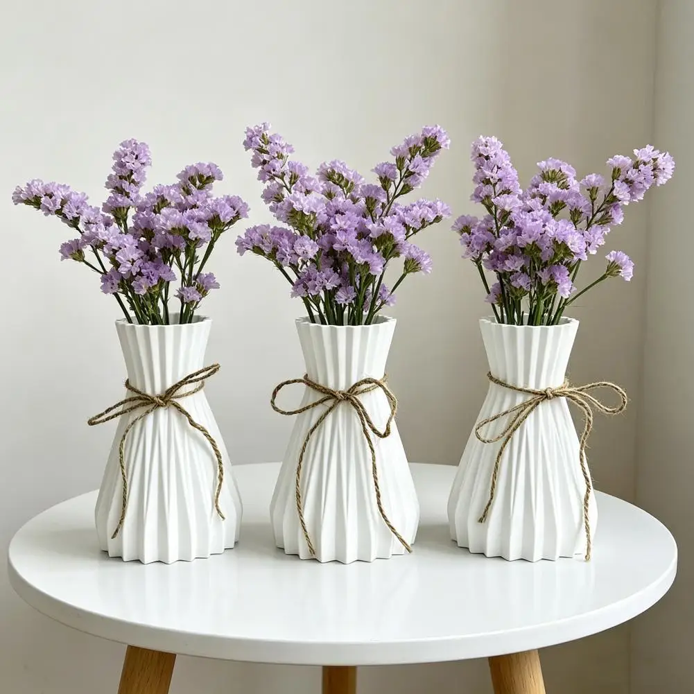 White Faux Ceramic Vase Blow Molding Vase Home Decor Ribbed Design Modern Vases Decorative Flower Holder with Jute Rope Bow
