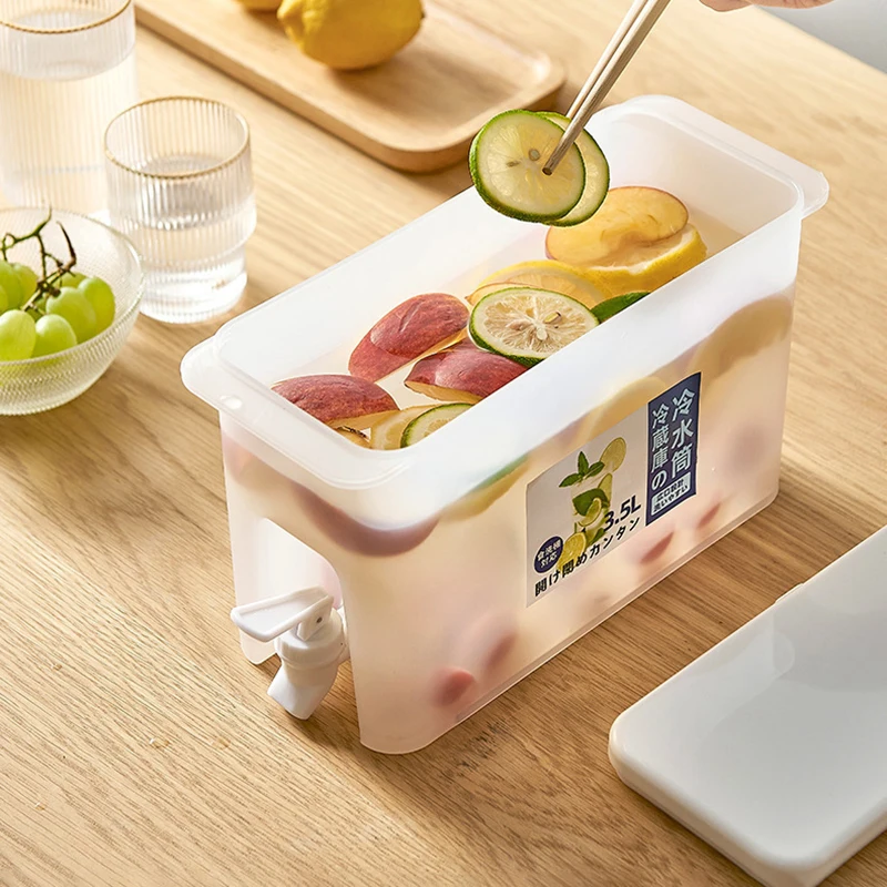 Summer Plastic Cold Water Bottle With Faucet Home Refrigerator Thickened Drink Bucket Outdoor Fridge Organizer