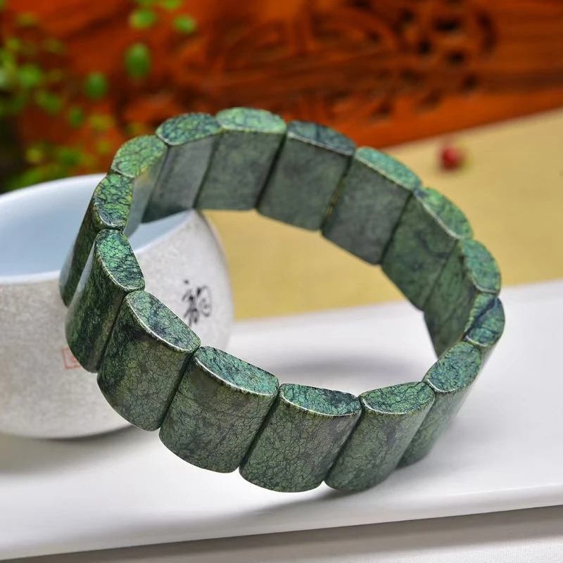 Natural medicine king stone hand, suitable for both men and women, daily versatile jewelry
