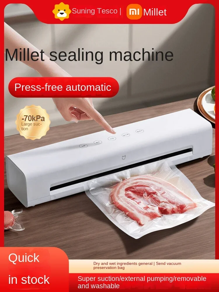 Vacuum sealing machine, food packaging machine, small household