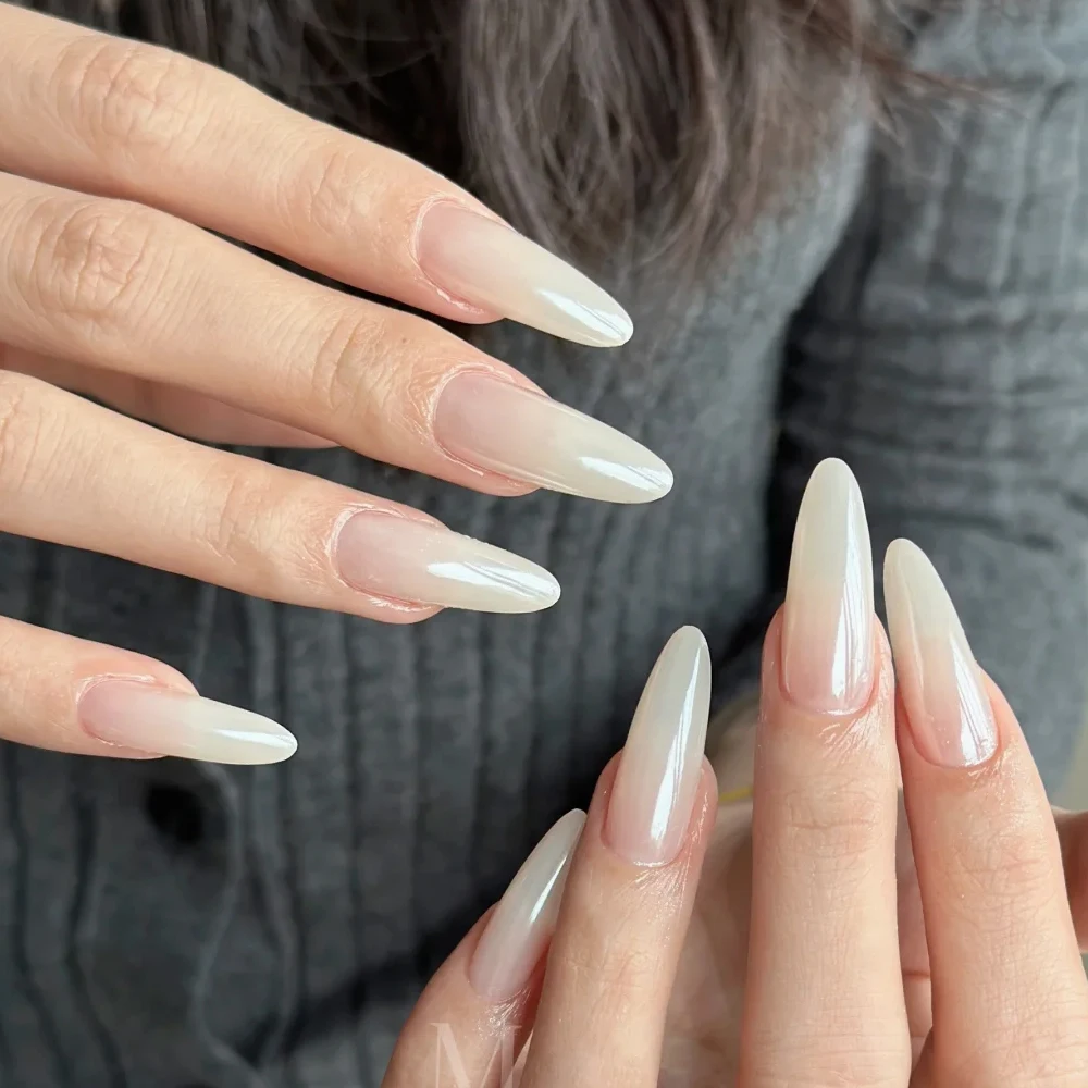 24 Uds Aurora perla uñas postizas cubierta completa brillante polvo de almendra usando uñas postizas Ins boda/diario Artificiall uñas de estilo coreano