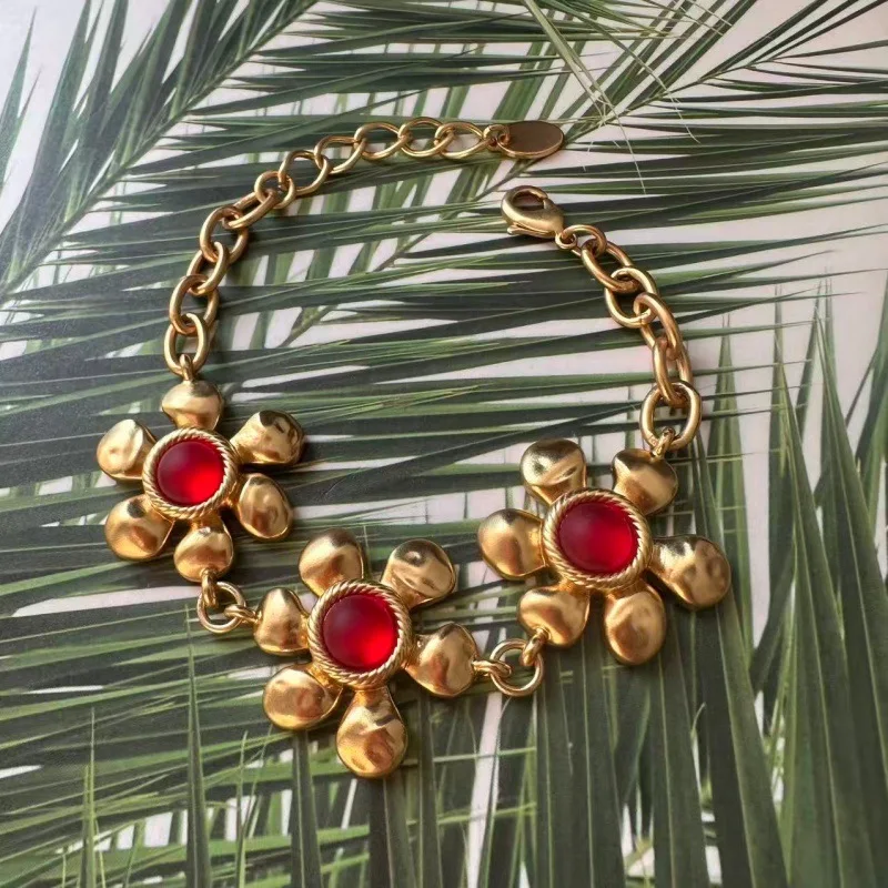 

VKVVA Fashion Jewelry Vintage Brass Red Flower Bracelet for Women Birthday Gifts, Unique Gift