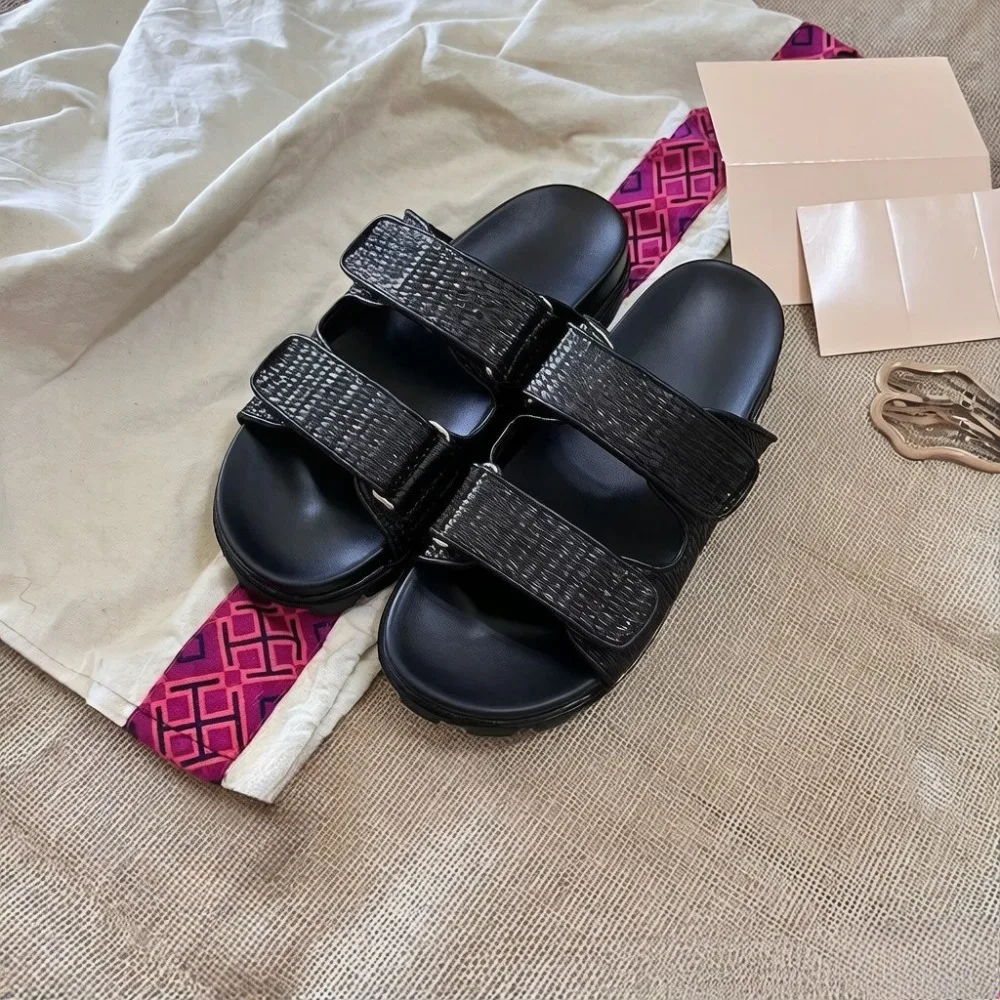 

2026 Spring Summer New Women's Braided Flat Sandals Velcro Strap Slides All-Matching Coastal Grandmother Artisanal Luxe Aesthetic Braided Texture Adjustable Fit Design Non-Slip Rubber Sole for Women Girls Beach Resort Daily Errands Outfit