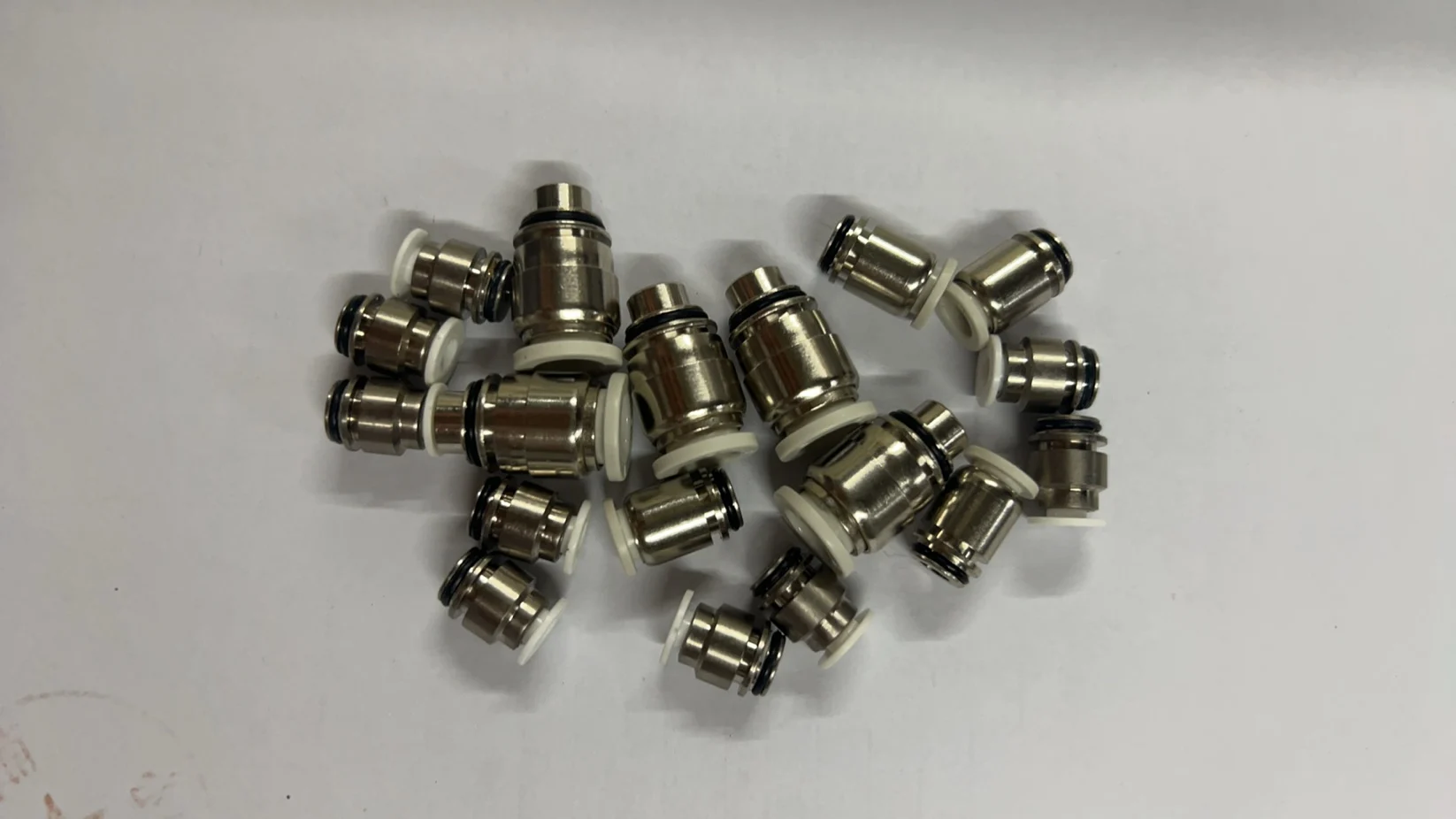 

10pcs CKD Snap Fit Quick Connector 4GD1-4 4GD1-6 4GD2-4/6/8 4GD3-6/8/10