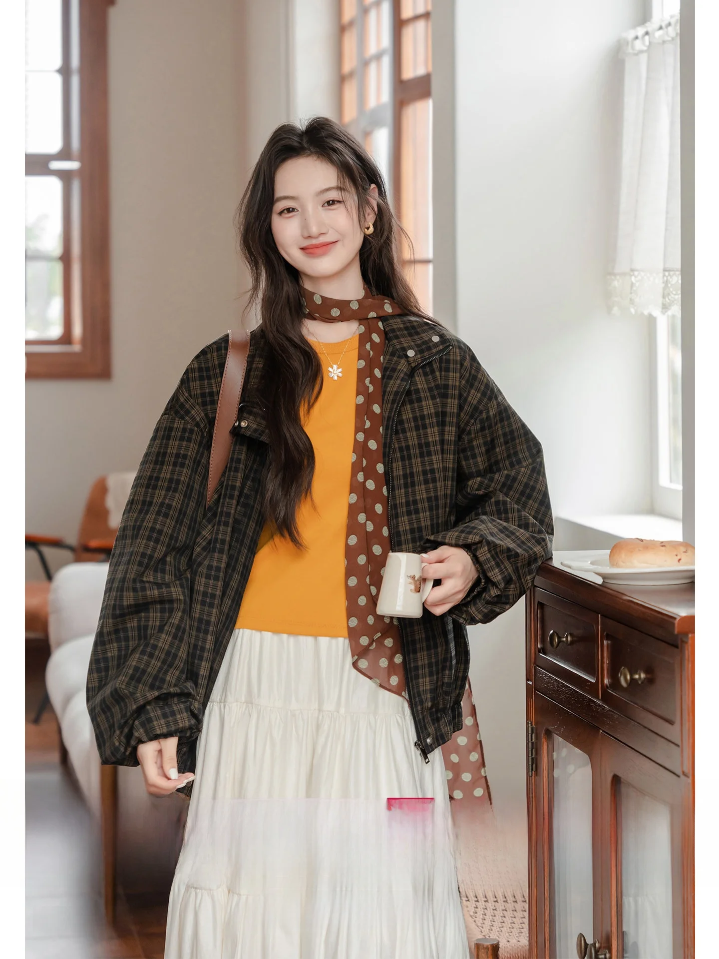 

Стильная женская куртка в клетку, новинка ранней осени 2025, корейский стиль, повседневная, хлопковая, с длинными рукавами, на молнии, с воротником-стойкой