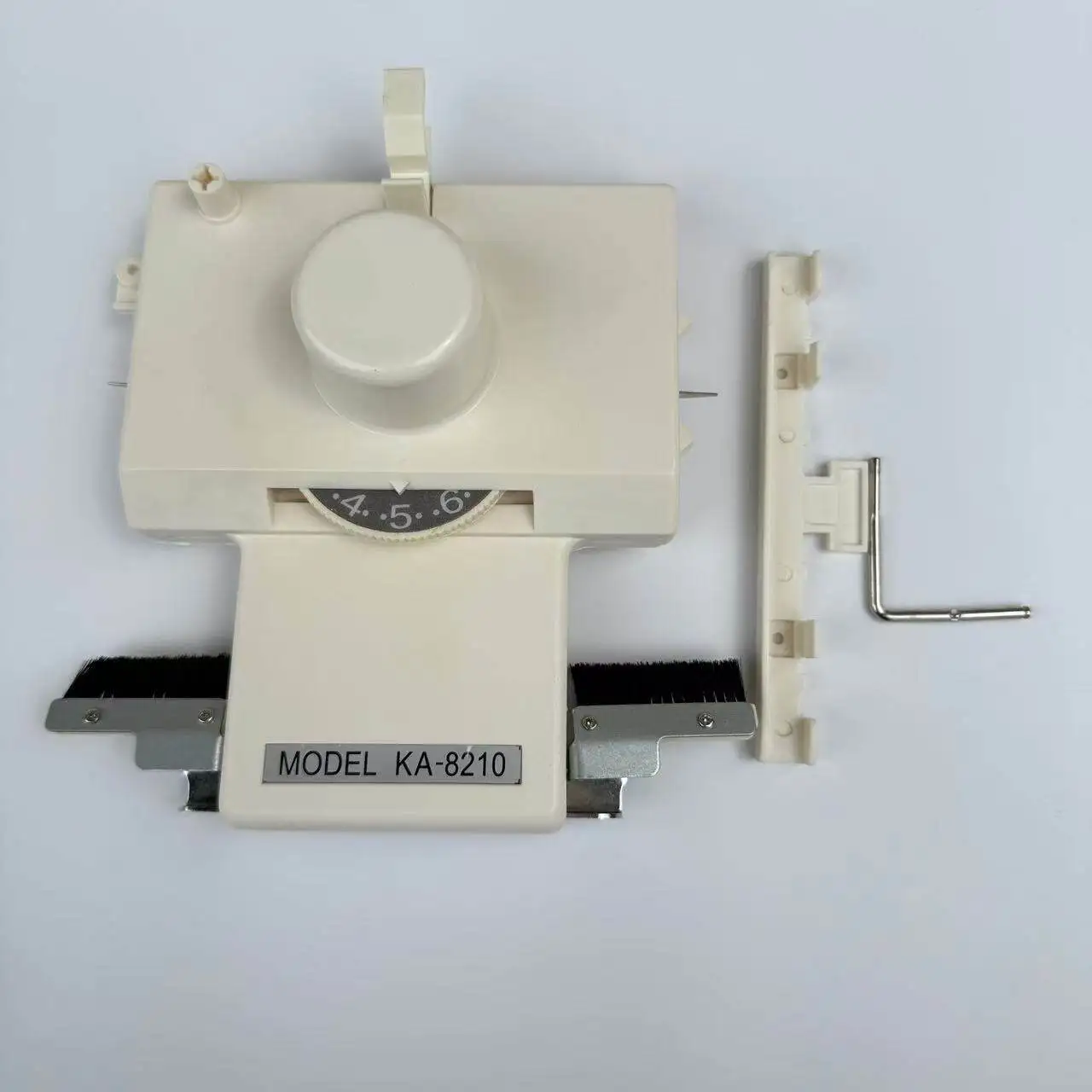 Knitted Brother Sli…