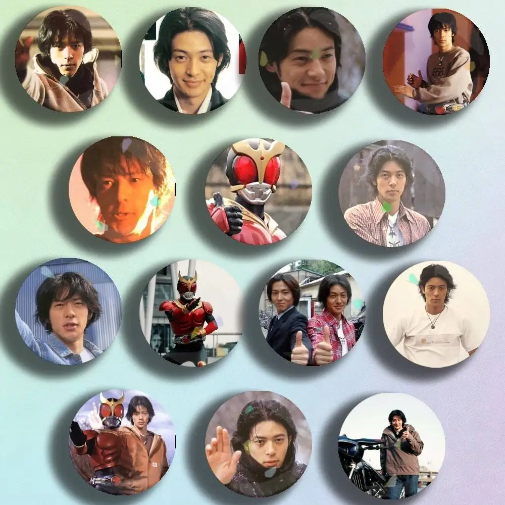 

Masked Rider Kuuga Yusuke Godai Icon Badge Handmade Tinplate Brooch for Backpack Clothes Chest Ornament Gifts