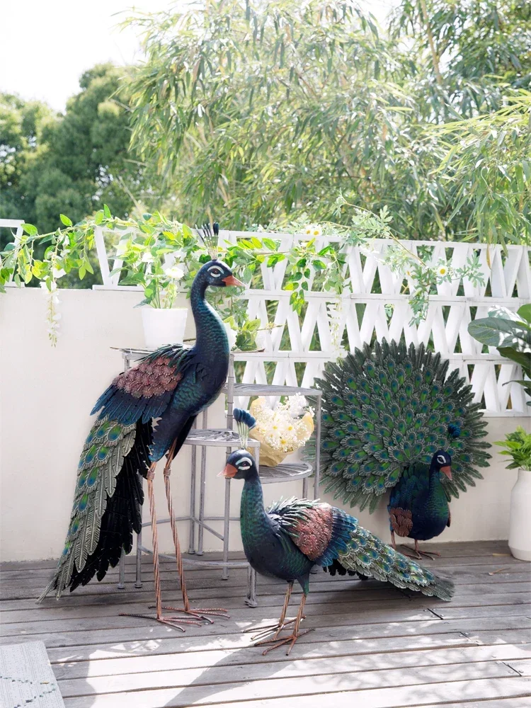 Modern Garden Decoration Peacock Statue Home Decor Metal Bird Sculpture Home Accessories Large Simulation Animal Figurine