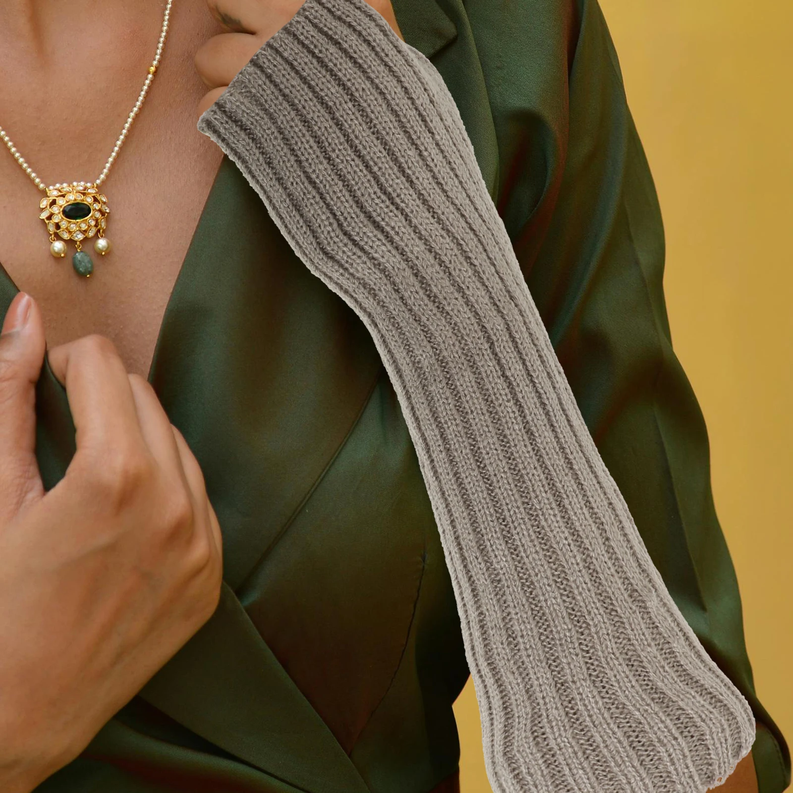 

3 шт., 3 пары вязаных грелок для рукавов, женские эластичные перчатки без пальцев, с отверстием для большого пальца, балетная офисная одежда для холодной погоды, легкий вес