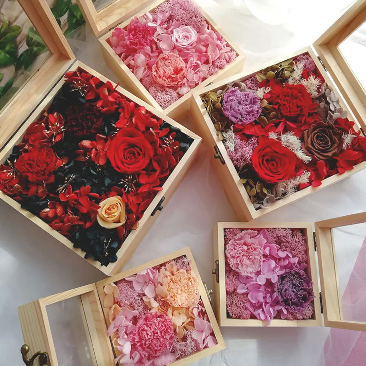 

Everlasting Flower Wooden Gift Box Premium Rustic Rectangular DIY Storage Case for Decoration Light Yellow 15x15x10cm Wooden