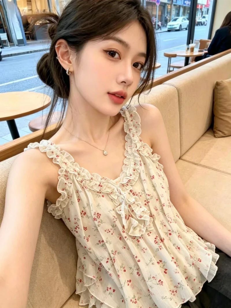 

Sweet Floral Print Halter Neck Slim Fit Top Korean Style Silk Blend Women's Summer New Arrival Self-Keeping Thin Model Vest