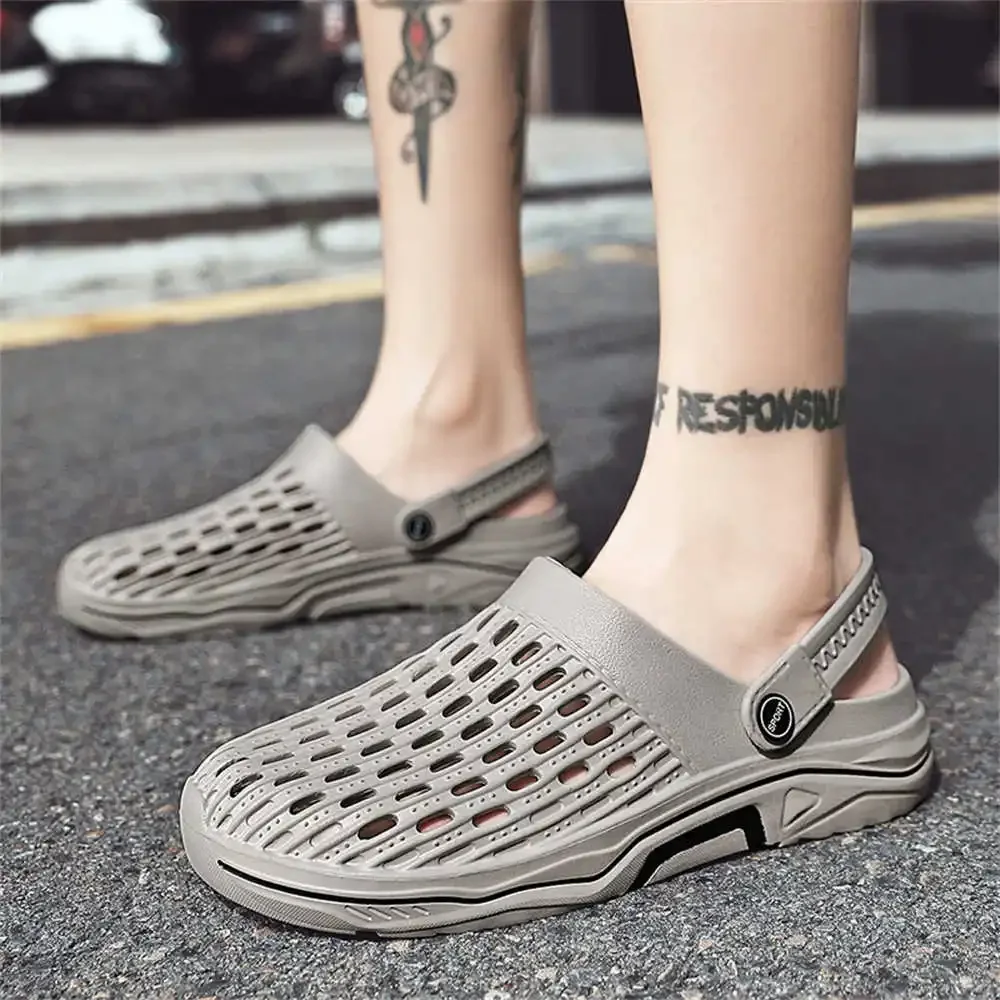 Closed Nose 42-43 Slipperes For Man Slippers Boy Sandals Shoes Silver Boots Sneakers Sport Out Gym Gifts Top Luxury