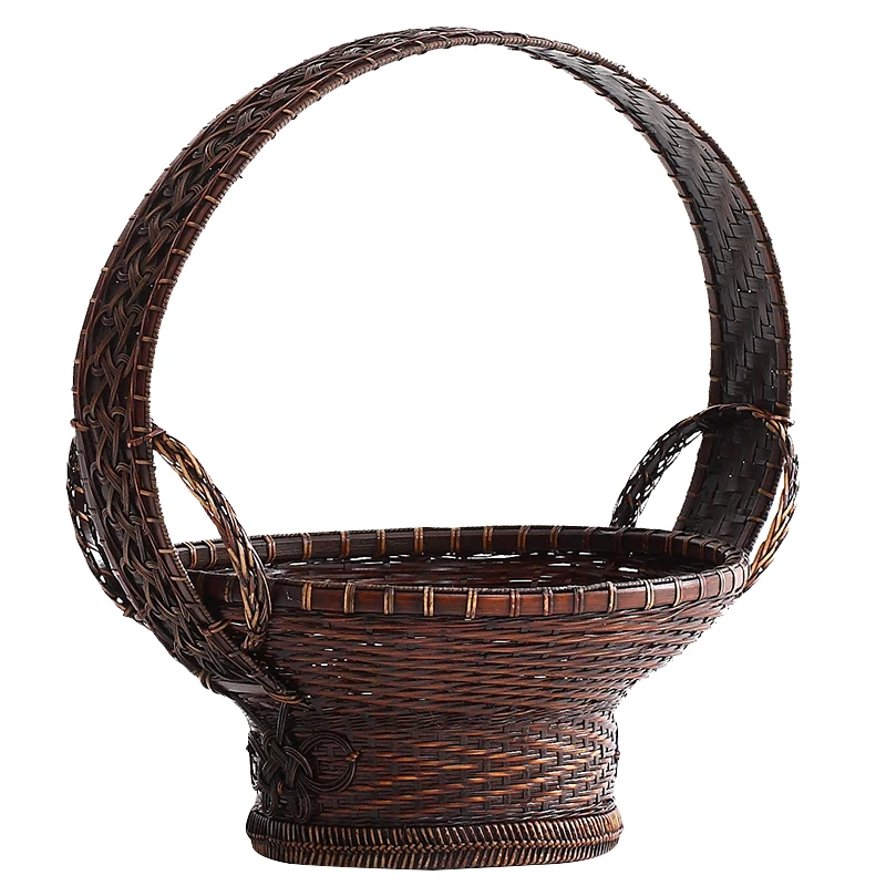 

Vintage tea space display flower arrangement bamboo woven flower tube happy basket large bamboo flower