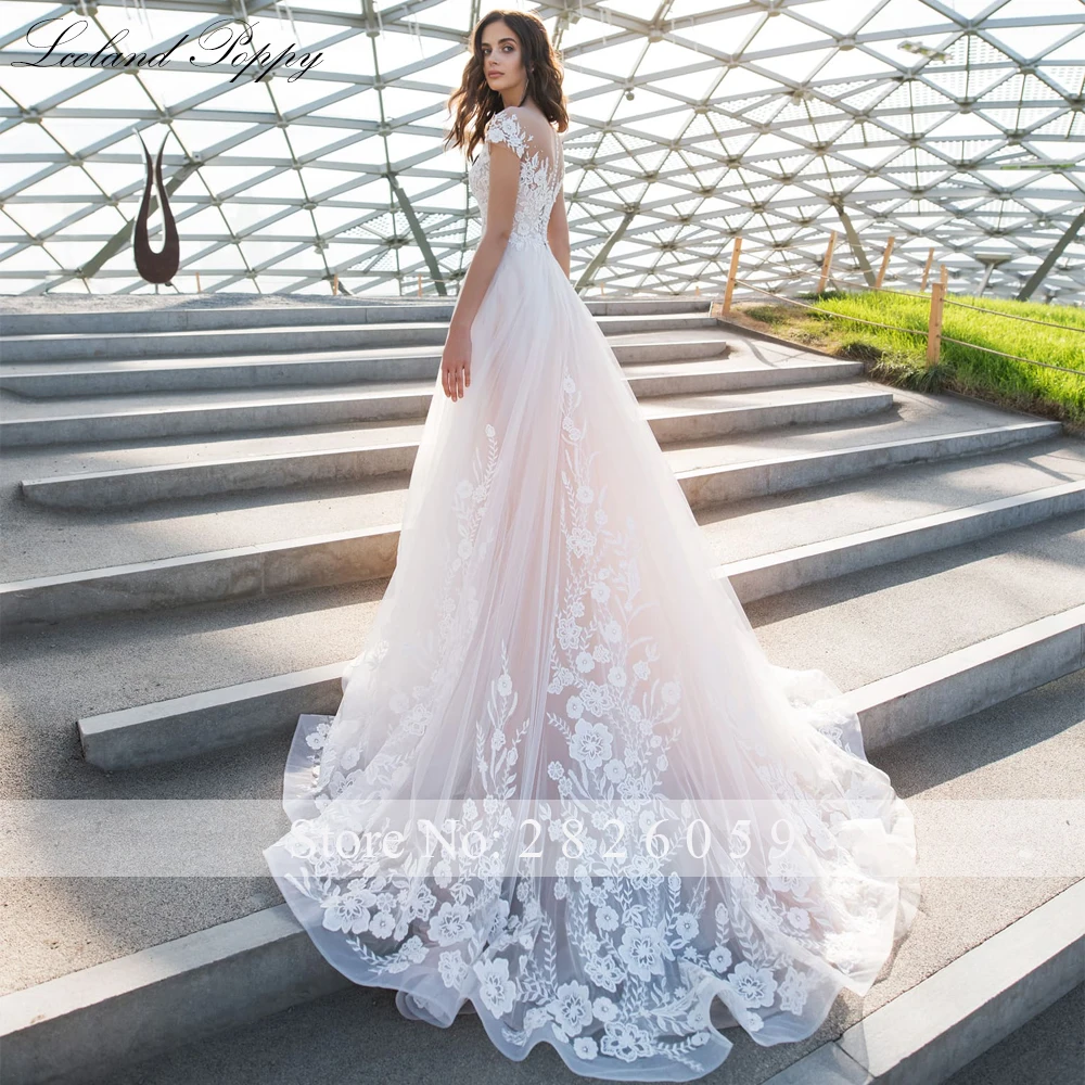 Lceland Poppy Customized Scoop Neck A Line Tulle Wedding Dresses Short Sleeves Floor Length Beaded Lace Appliques Bridal Gowns