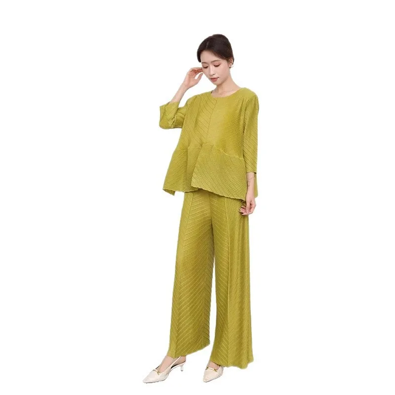 Miyake Pleated 2026 Set for Women Round Neck Three-Quarter Sleeves Patchwork Top Wide-Leg Straight Pants Casual Two-Piece Pleat