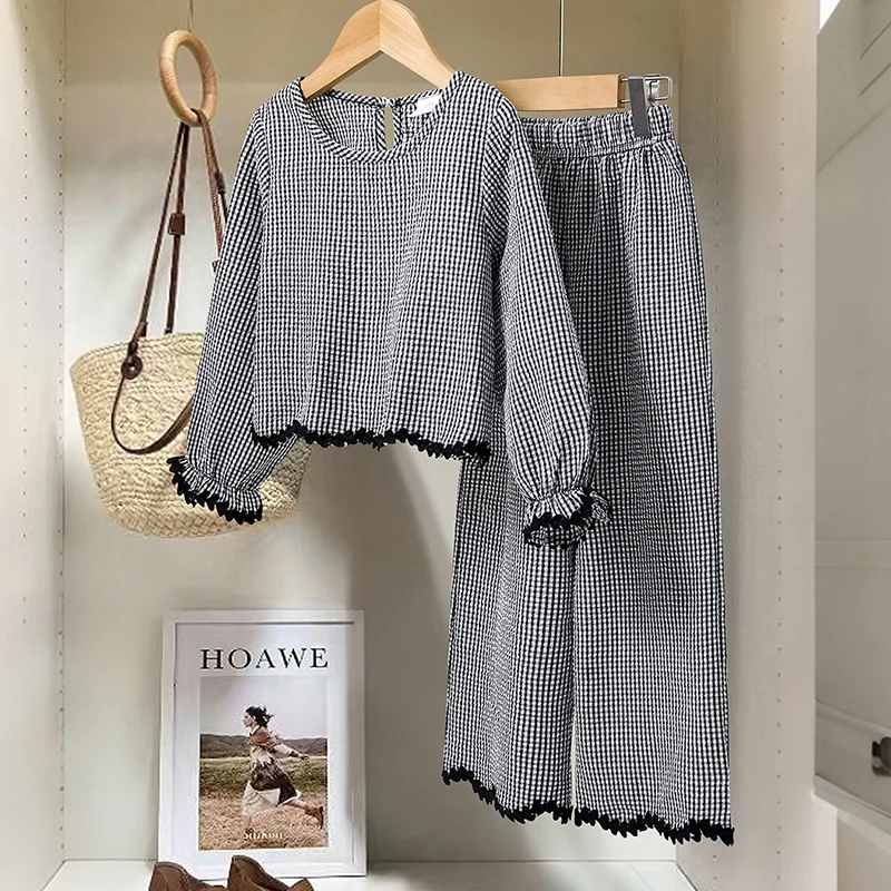 Little Girls Spring Plaid Casual Co-ord Set, Back Keyhole Cutout Blouse Match Scalloped Hem Loose Straight Trousers