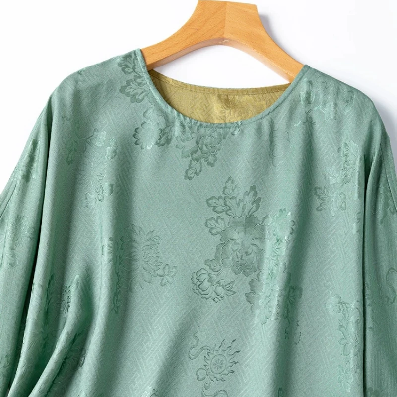 Birdtree, 100% Silk Reversible Tshirt, Raglan Sleeve O-neck Top, Women Floral Luo Jacquard Satin Shirt, 2026 Summer New T68615JF