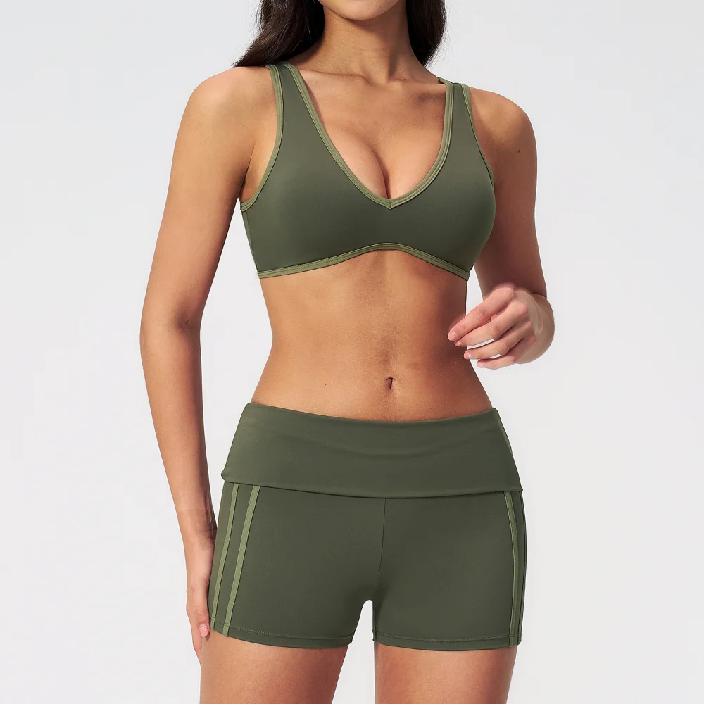Sports Set 2pcs Yoga Suit Quick-dry Gym Running Set Workout Bra Capri Pants Sports Outfits Ventilate Sportswear Women Tracksuit