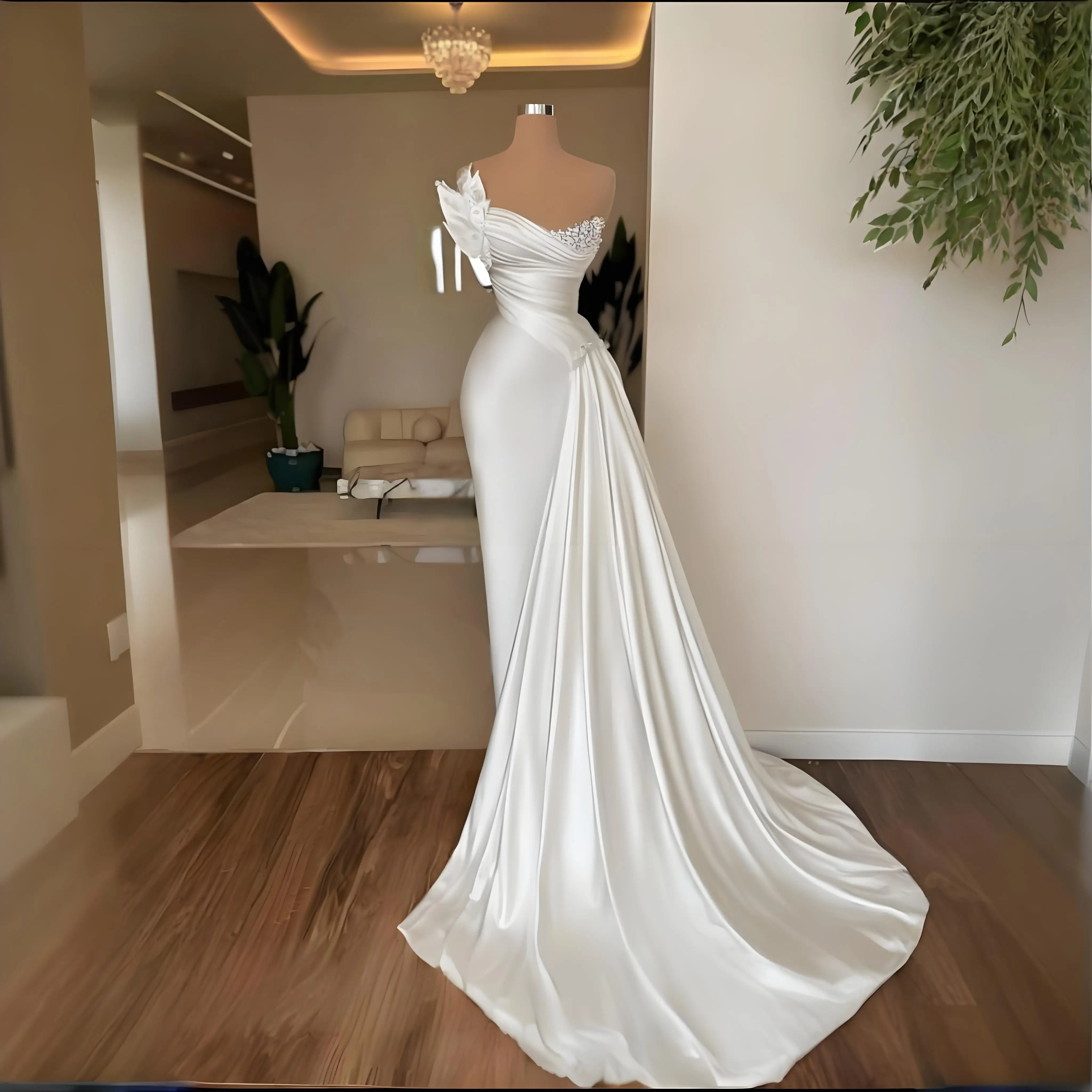 

Strapless Beaded Evening Dresses Prom Dresses for Women 2025 Satin Mermaid Ruched Long Evening Formal Ball Gowns with Train