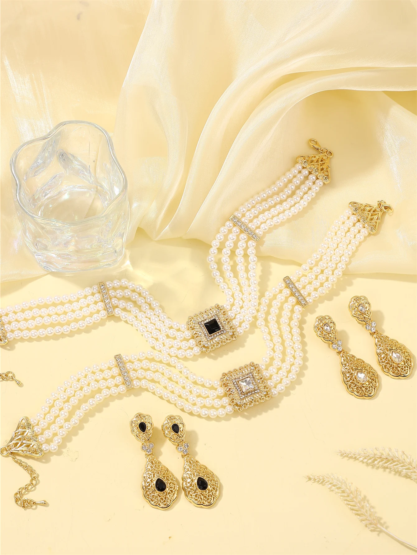 

Moroccan ladies' fashion jewelry sets bohemian retro style bridal wedding party accessories ladies' gifts clothing accessories