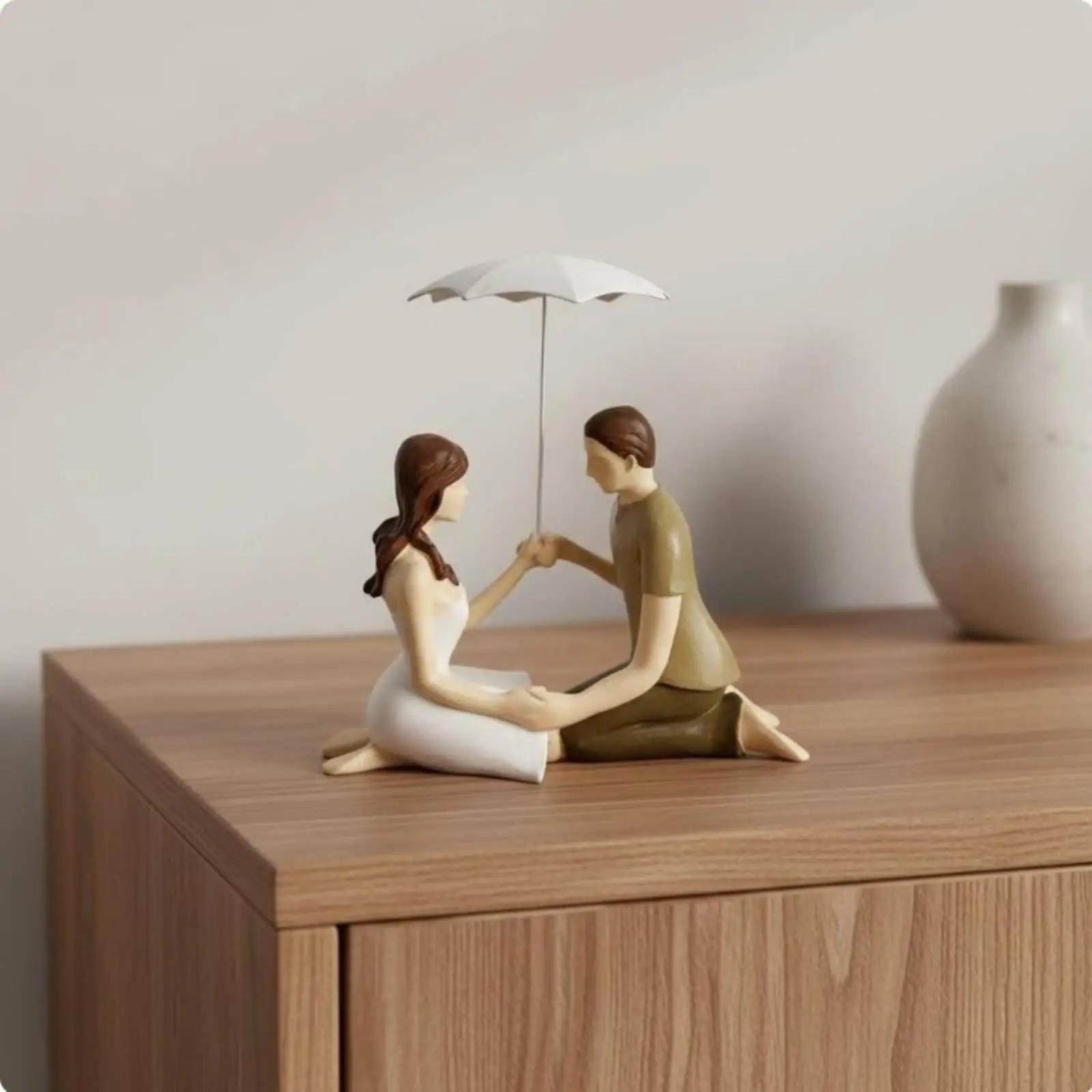 Elegant Resin Figurine Couple Under Umbrella Decorative Statues for Home Office Shelf Luxury Decor Sculpture Wedding Anniversary
