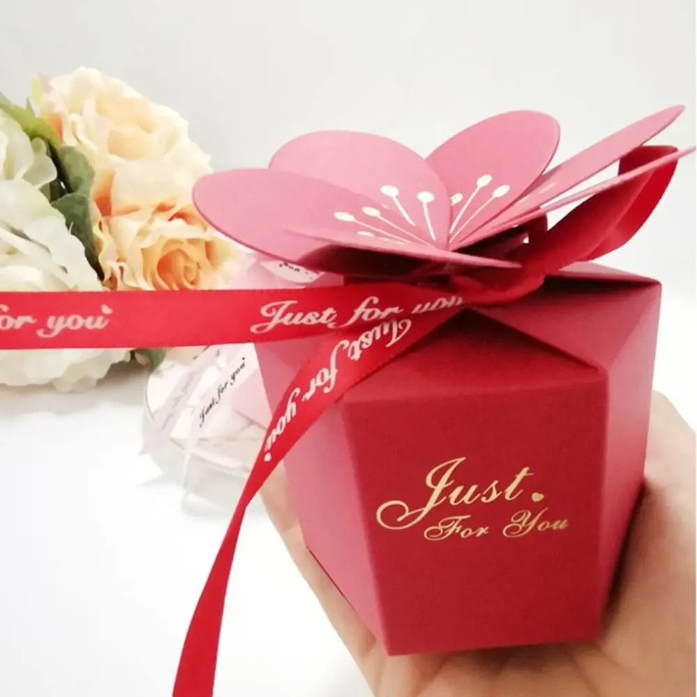 10PCS Creative Wedding Favor Box Hexagonal Paper Chocolate Candy Boxes Party Decor Ribbon Gift Packaging Boxes