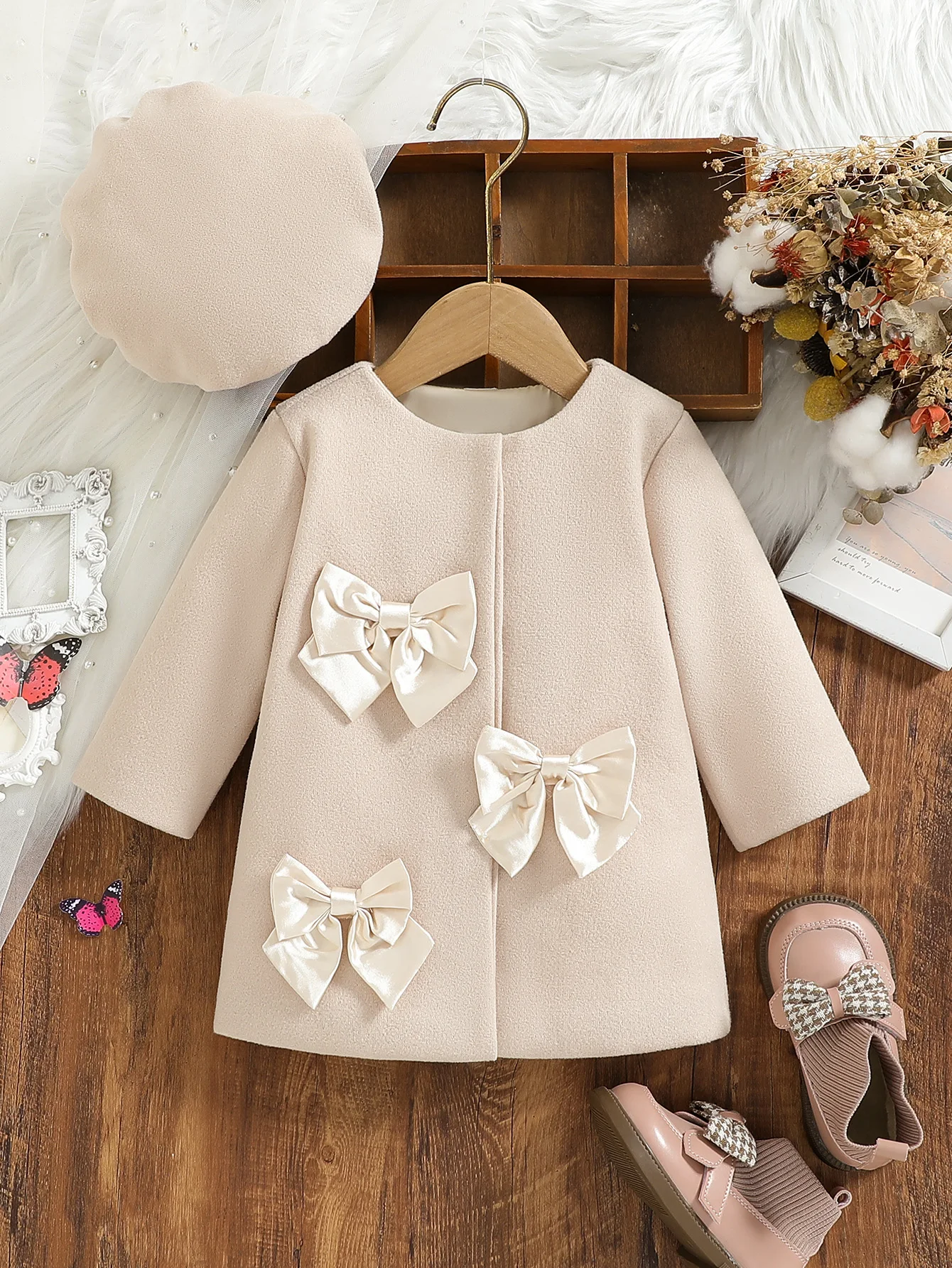 Baby girl winter silk texture light apricot woolen coat with three-dimensional bow decoration for birthday party outfit