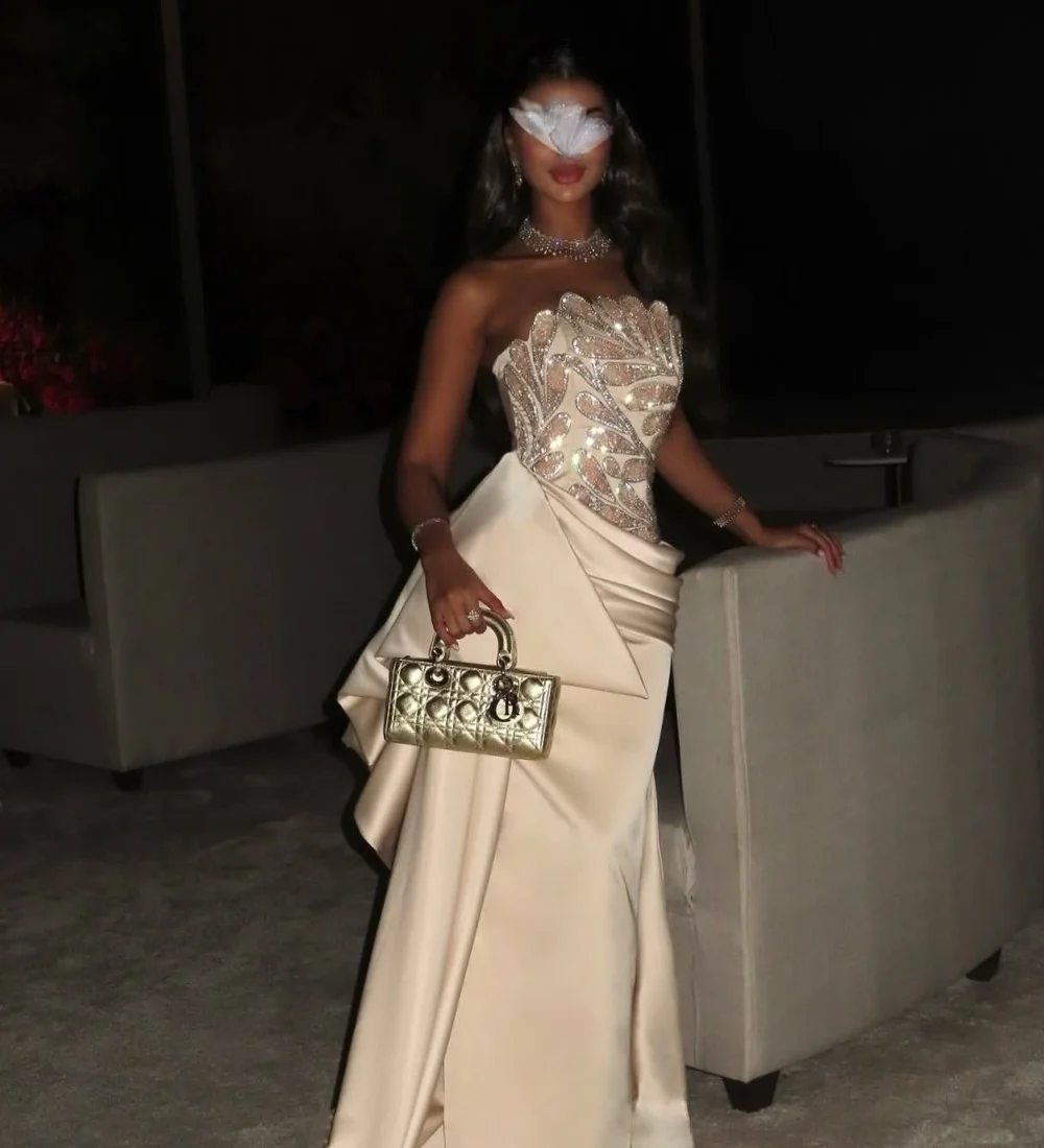 

Customized Luxury Sparkle Beading Sequined Rhinestone Pleat Draped Mermaid Strapless Long Dresses Evening Dresses Modern Style